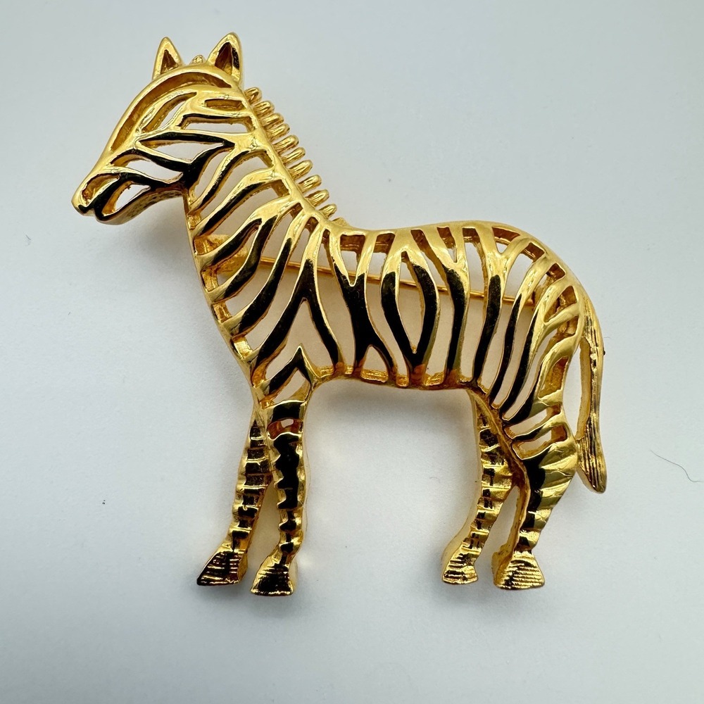 Zebra‎ Pendant Brooch Gold Tone Vintage Safari Zoo Animal Wildlife Africa Open